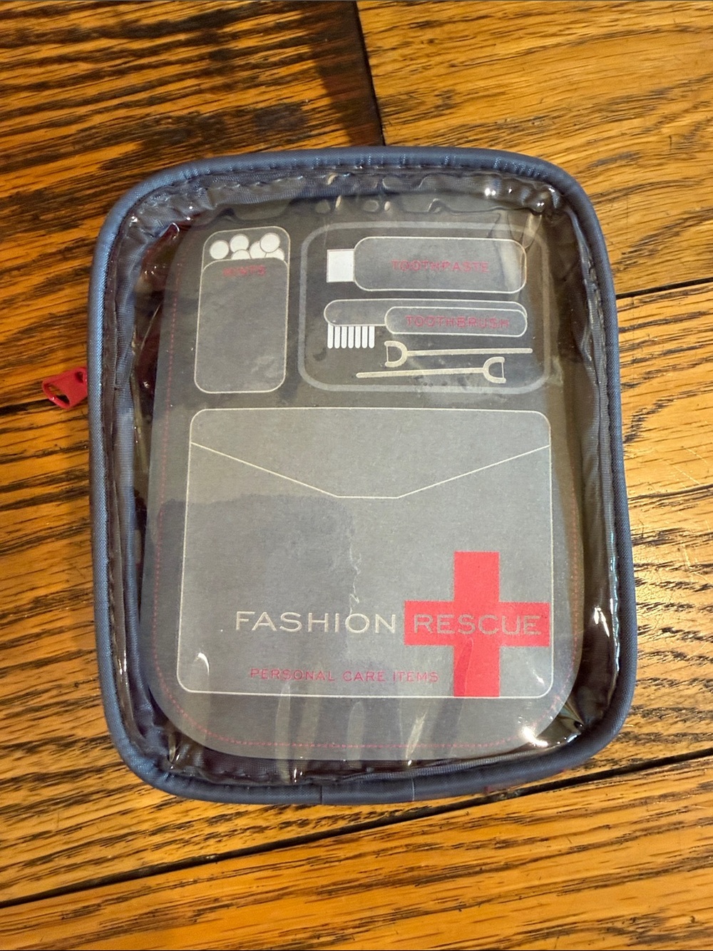 FASHION RESCUE PINK AND GRAY TRAVEL KIT WITH HANGAR AND FILLED ZIPPERED CASES - Picture 6 of 14